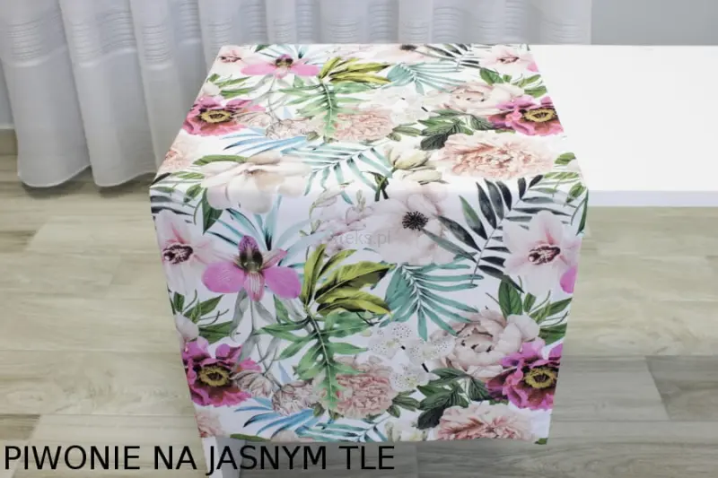 piwonie na jasnym tle.JPG